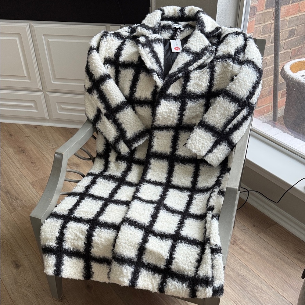 Cozy Black and White Checkered Teddy Jacket